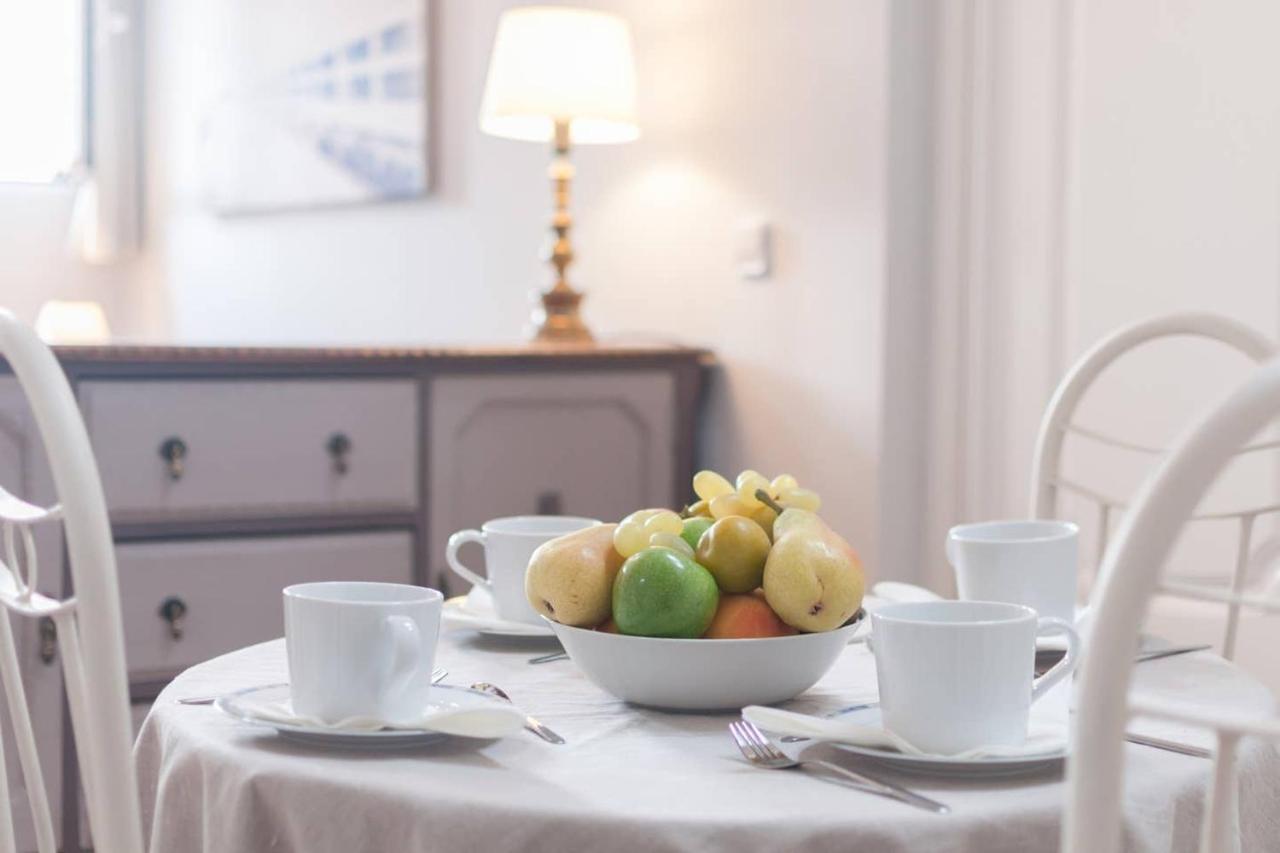 Cozy One-Bedroom Penthhouse La Latina Madrid Ngoại thất bức ảnh