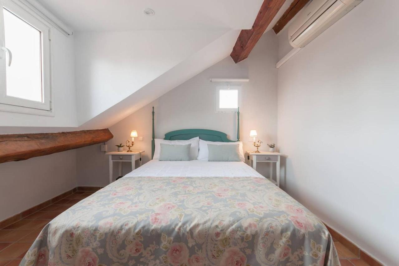Cozy One-Bedroom Penthhouse La Latina Madrid Ngoại thất bức ảnh