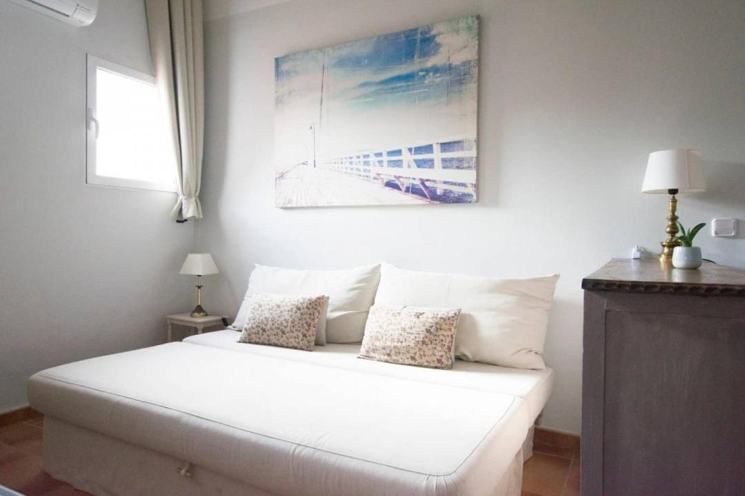 Cozy One-Bedroom Penthhouse La Latina Madrid Ngoại thất bức ảnh