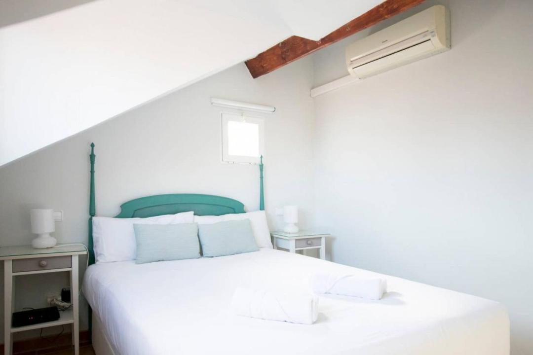 Cozy One-Bedroom Penthhouse La Latina Madrid Ngoại thất bức ảnh